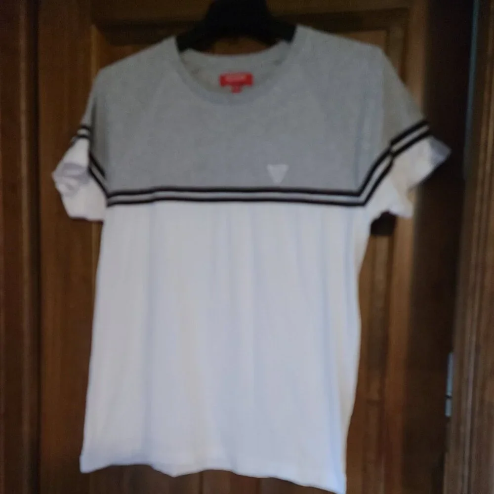 GUESS MENS SHORT RAGLAN SLEEVE COMFY CREW NECK PULLOVER WITH LOGO SIZE XL - Picture 1 of 7
